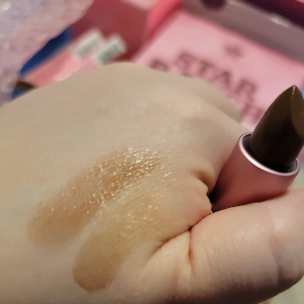 Jeffree Star Cosmetics Tinted Lip Balm Cowboy Kiss - Picture 5 of 5